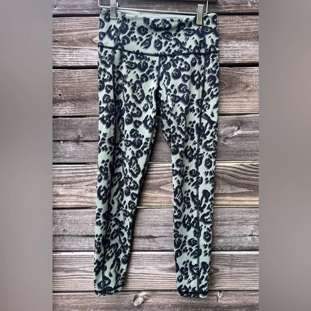 Aerie & Victoria’s Secret Sport Workout Set Sage Green Leopard Print Pockets - Picture 11 of 16